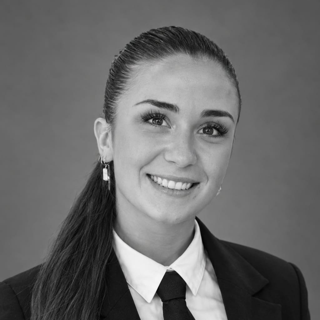 Portrait de Laura Rossi, conseillère funéraire et maîtresse de cérémonie